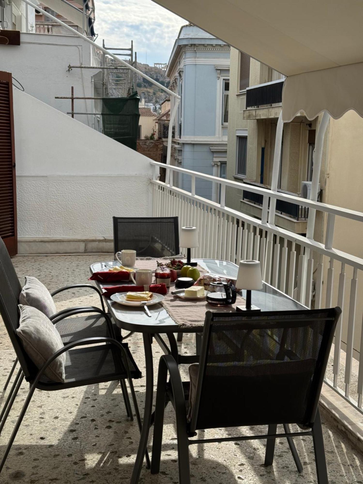 Living Near Acropolis By Sylvia Staikou 2Nd & 3D Floor Leilighet Athen Eksteriør bilde