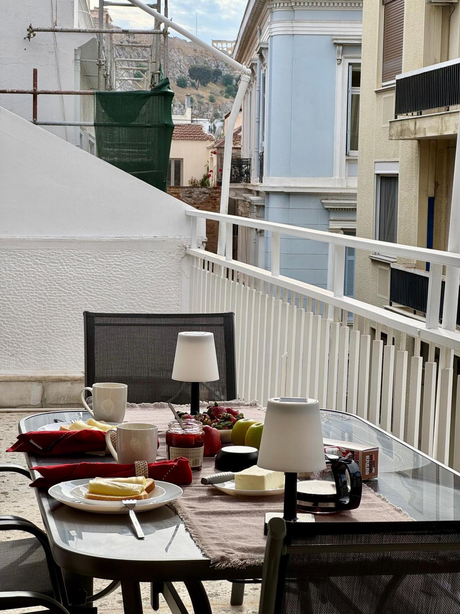 Living Near Acropolis By Sylvia Staikou 2Nd & 3D Floor Leilighet Athen Eksteriør bilde